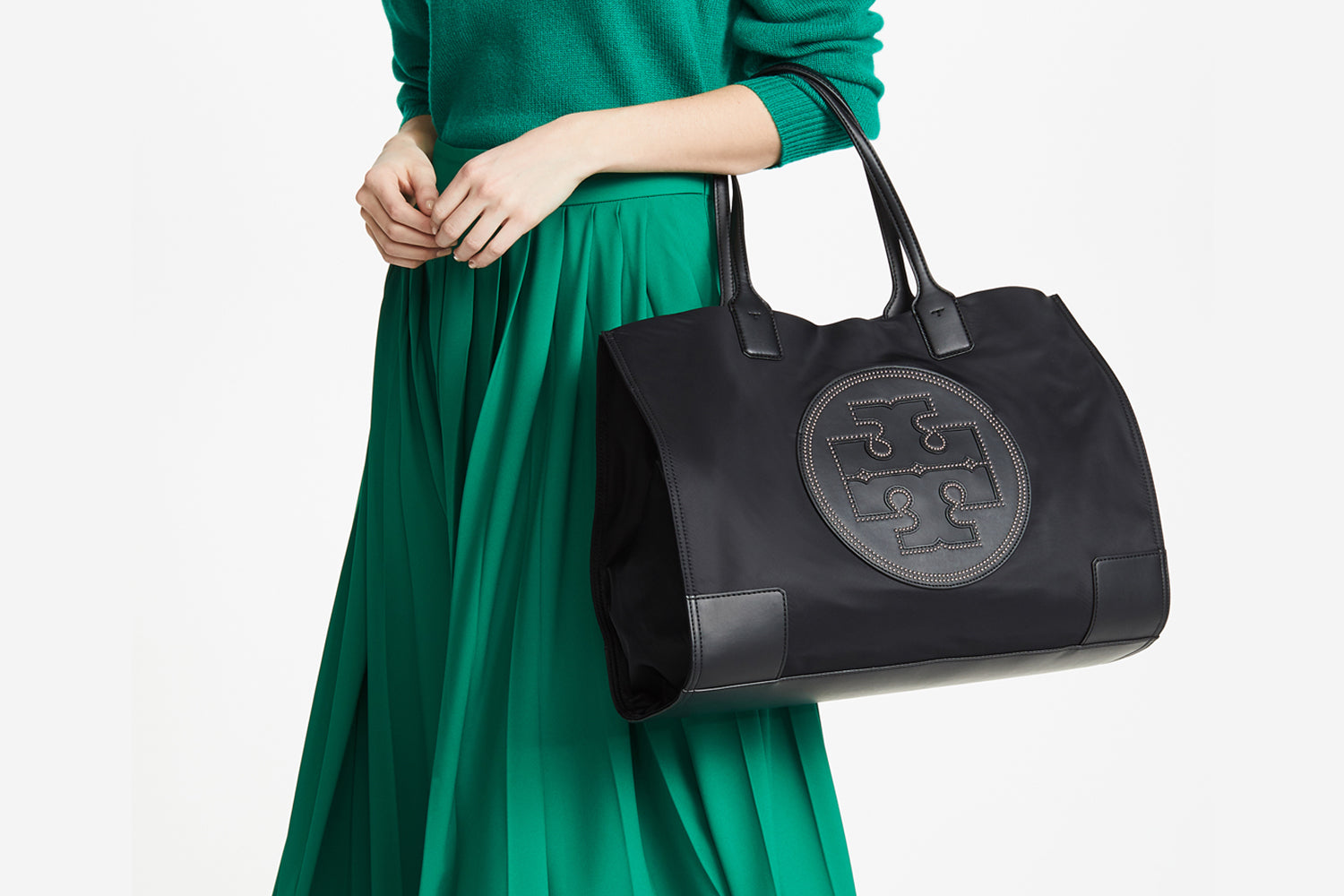 8 Must Have Totes for Your Holiday Wish List ToteSavvy